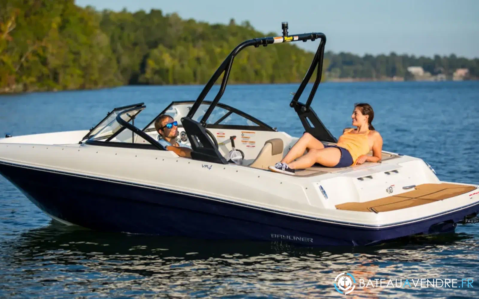 slider 1 Bayliner VR4 OB