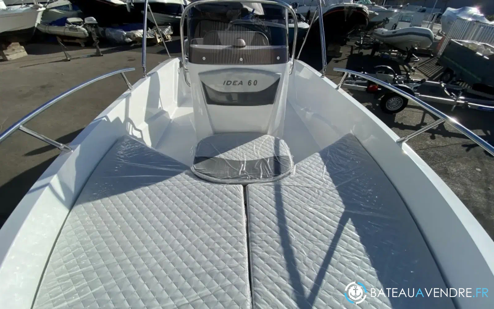 slider 4 Idea Marine 60 Open