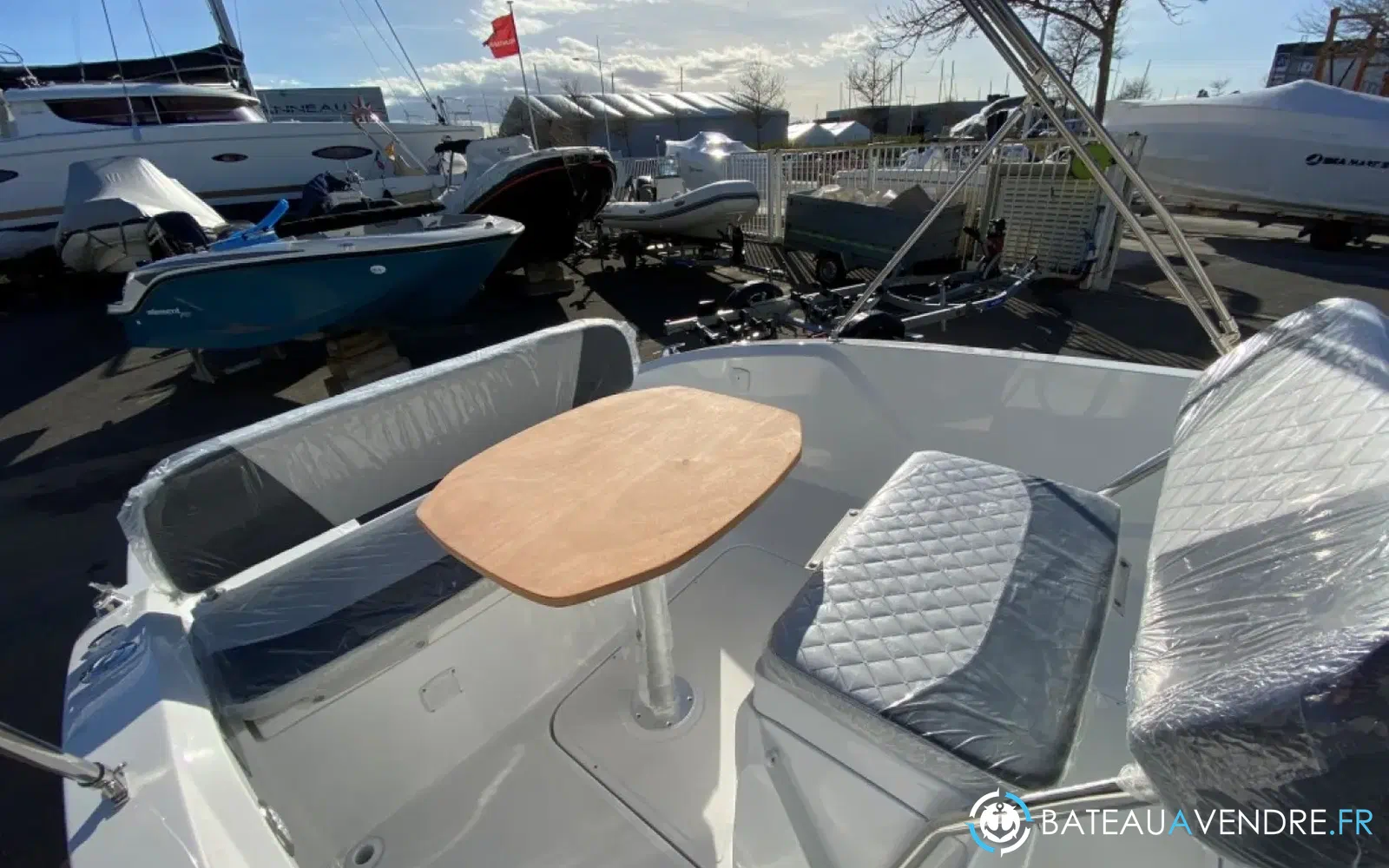 slider 7 Idea Marine 60 Open