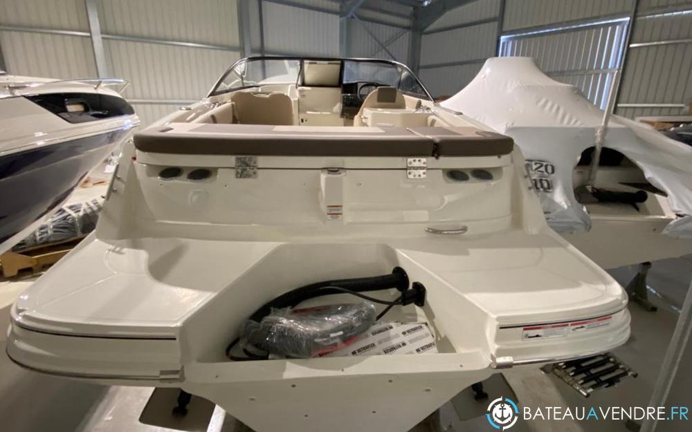 Bayliner VR6 Cuddy interieur photo 4