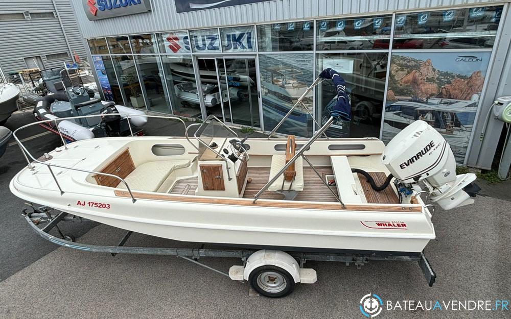 Boston Whaler 19 Outrage exterieur photo de présentation