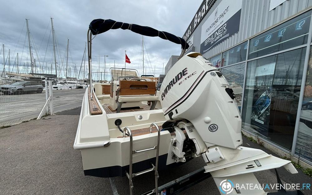 Boston Whaler 19 Outrage exterieur photo 4