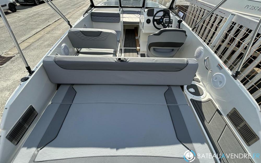 Bayliner Element M19 interieur photo 5