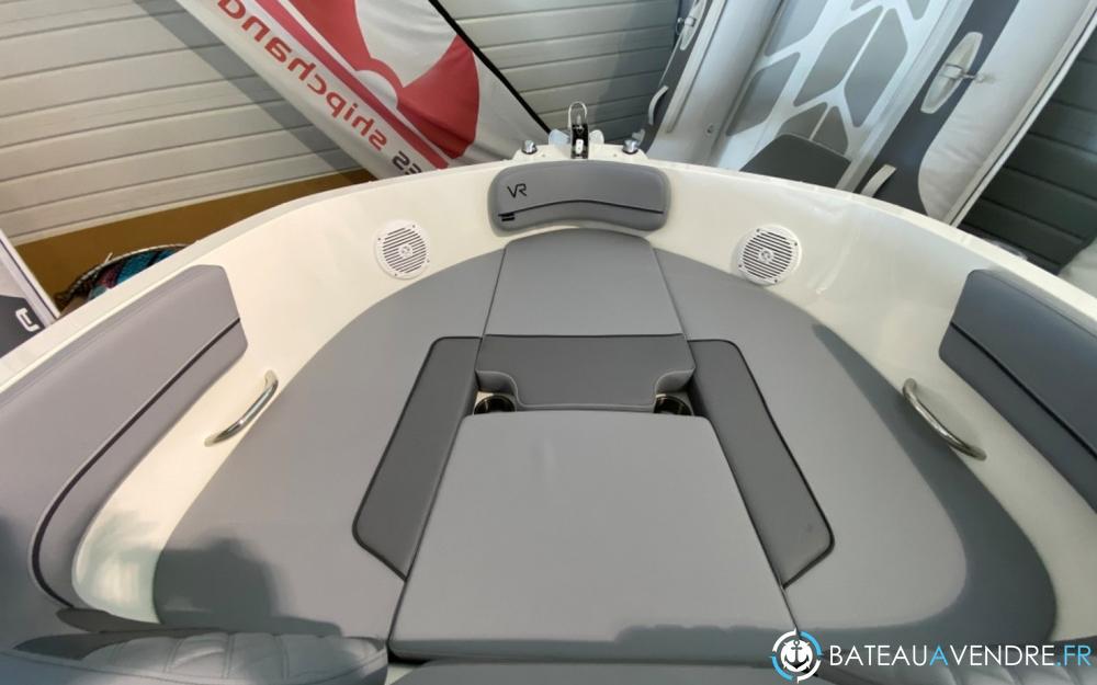 Bayliner VR5 OB interieur photo 5