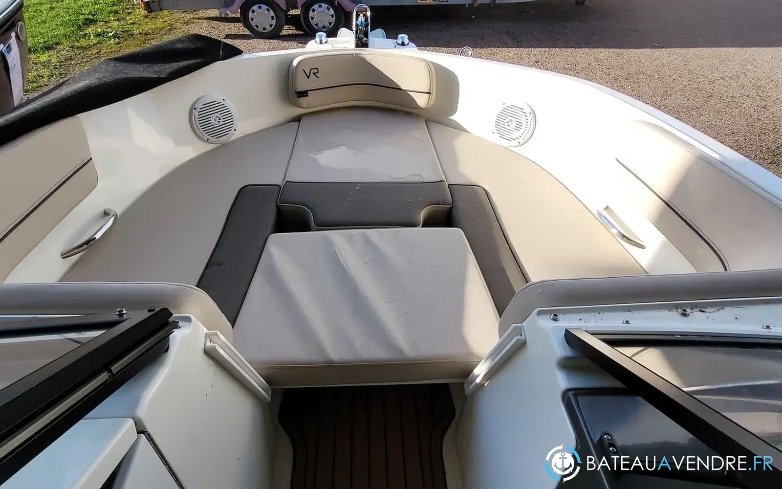 slider 37 Bayliner VR6 OB