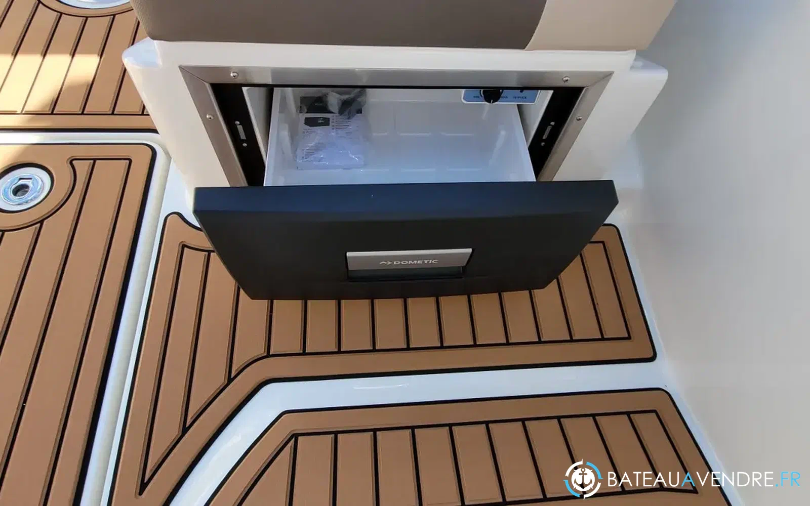 slider 3 Bayliner VR6 OB
