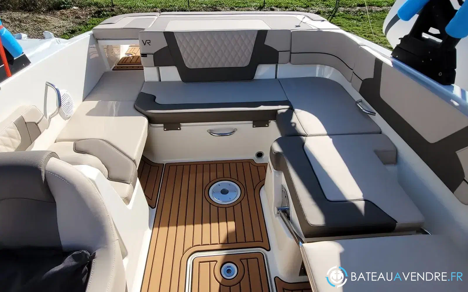 slider 5 Bayliner VR6 OB