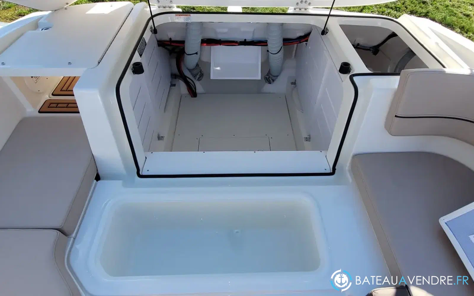 slider 7 Bayliner VR6 OB