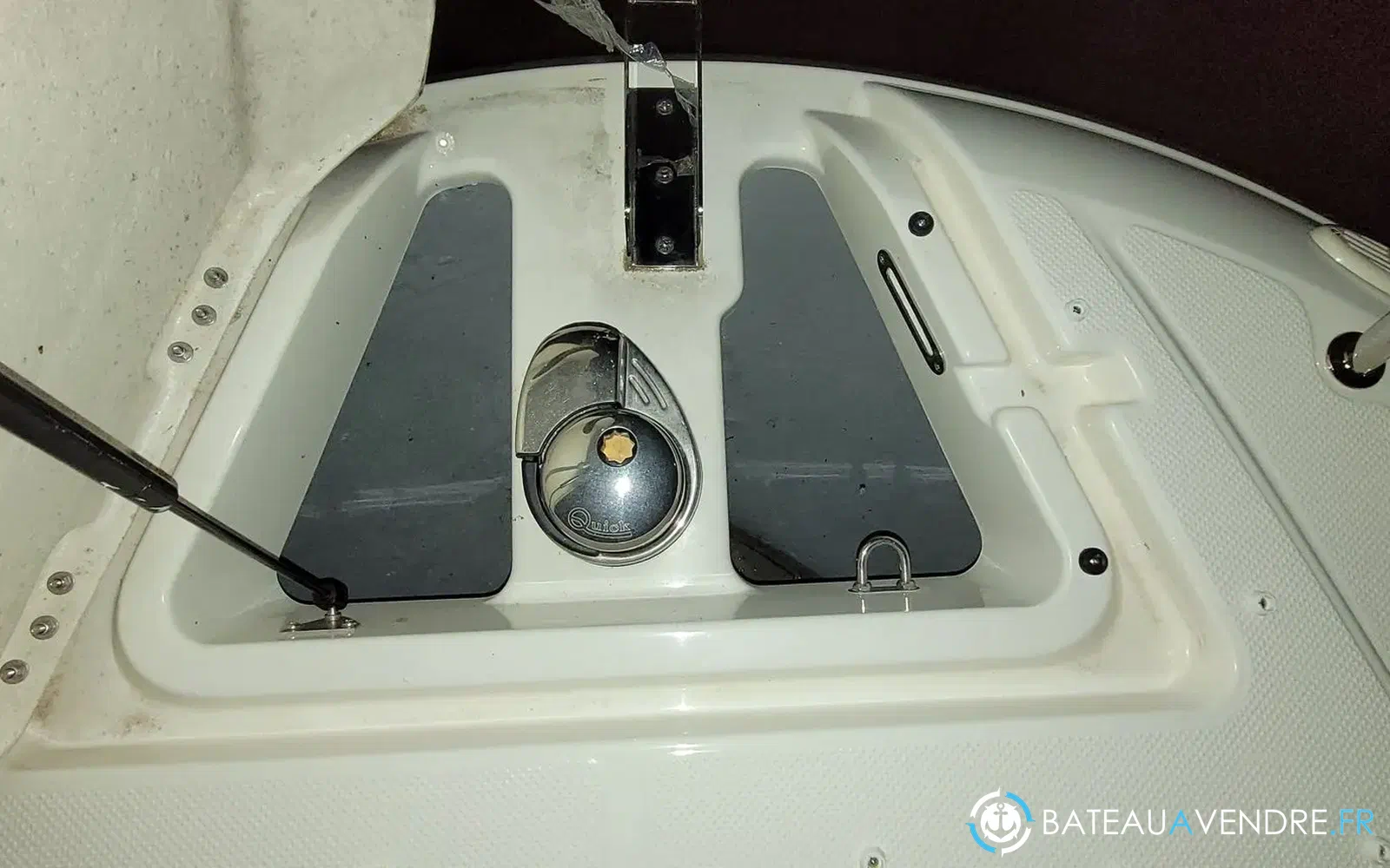 slider 27 Quicksilver 675 Weekend