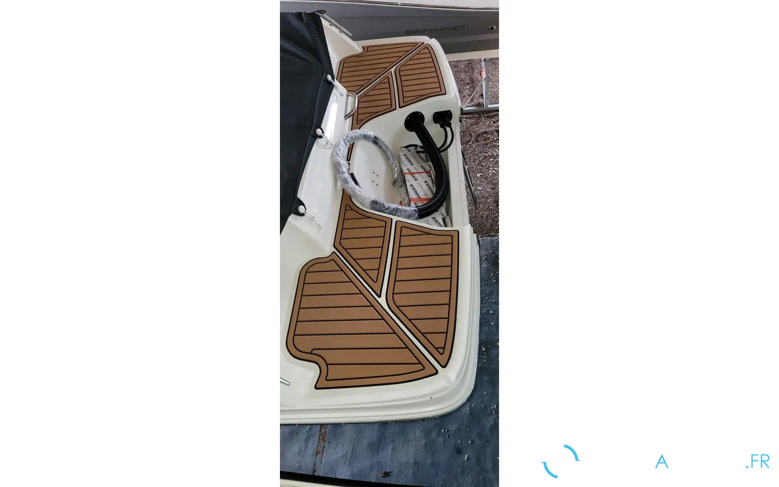 slider 2 Bayliner VR4 OB