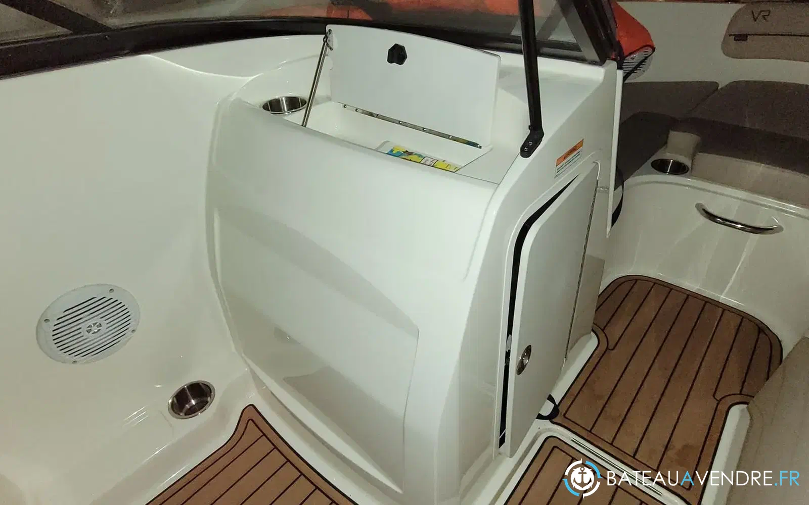 slider 17 Bayliner VR4 OB