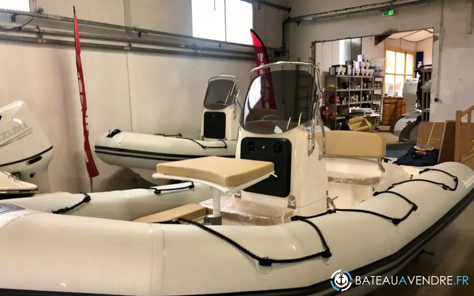 slider 1 Bombard Sunrider 500 Pvc