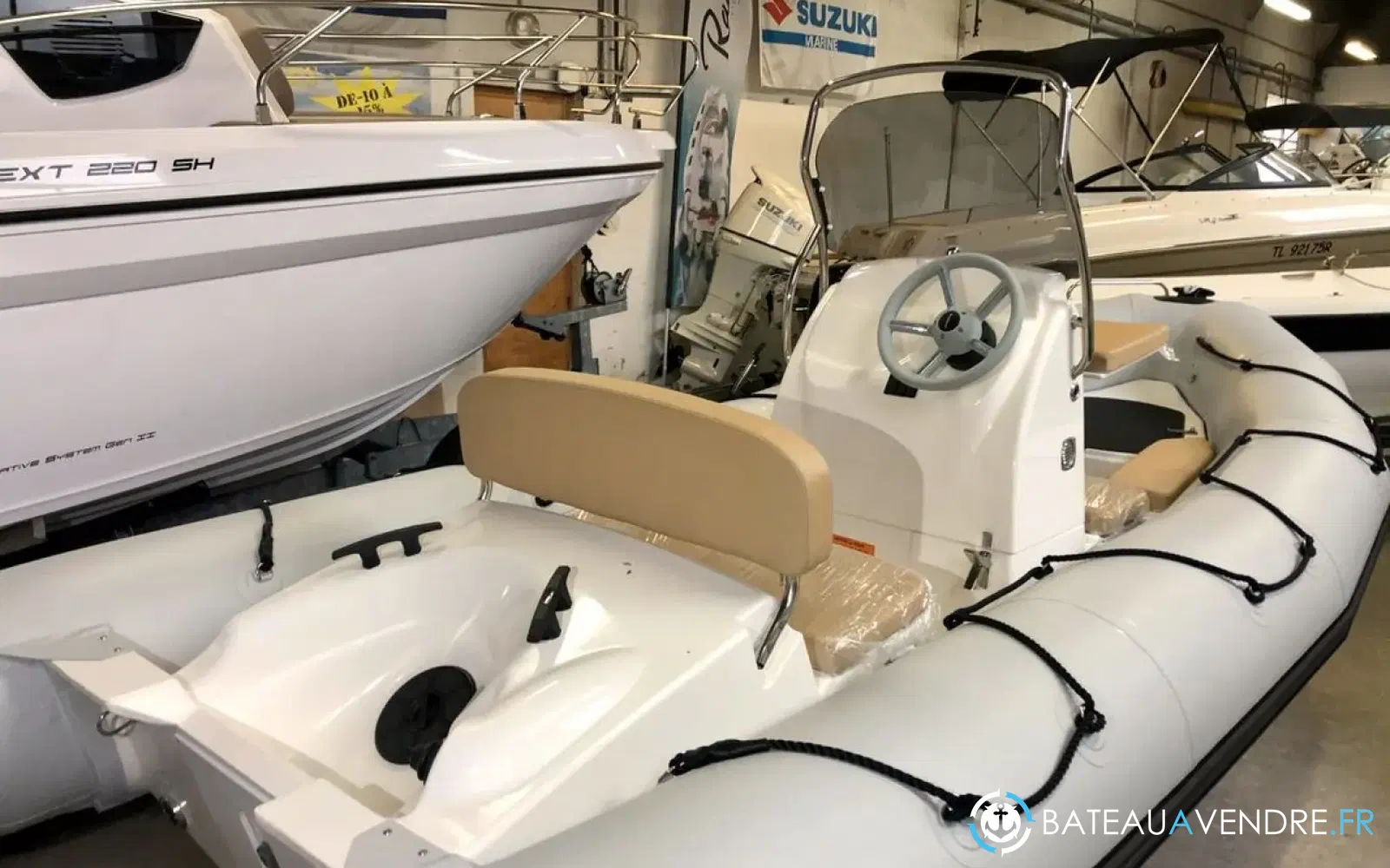 slider 2 Bombard Sunrider 500 Pvc