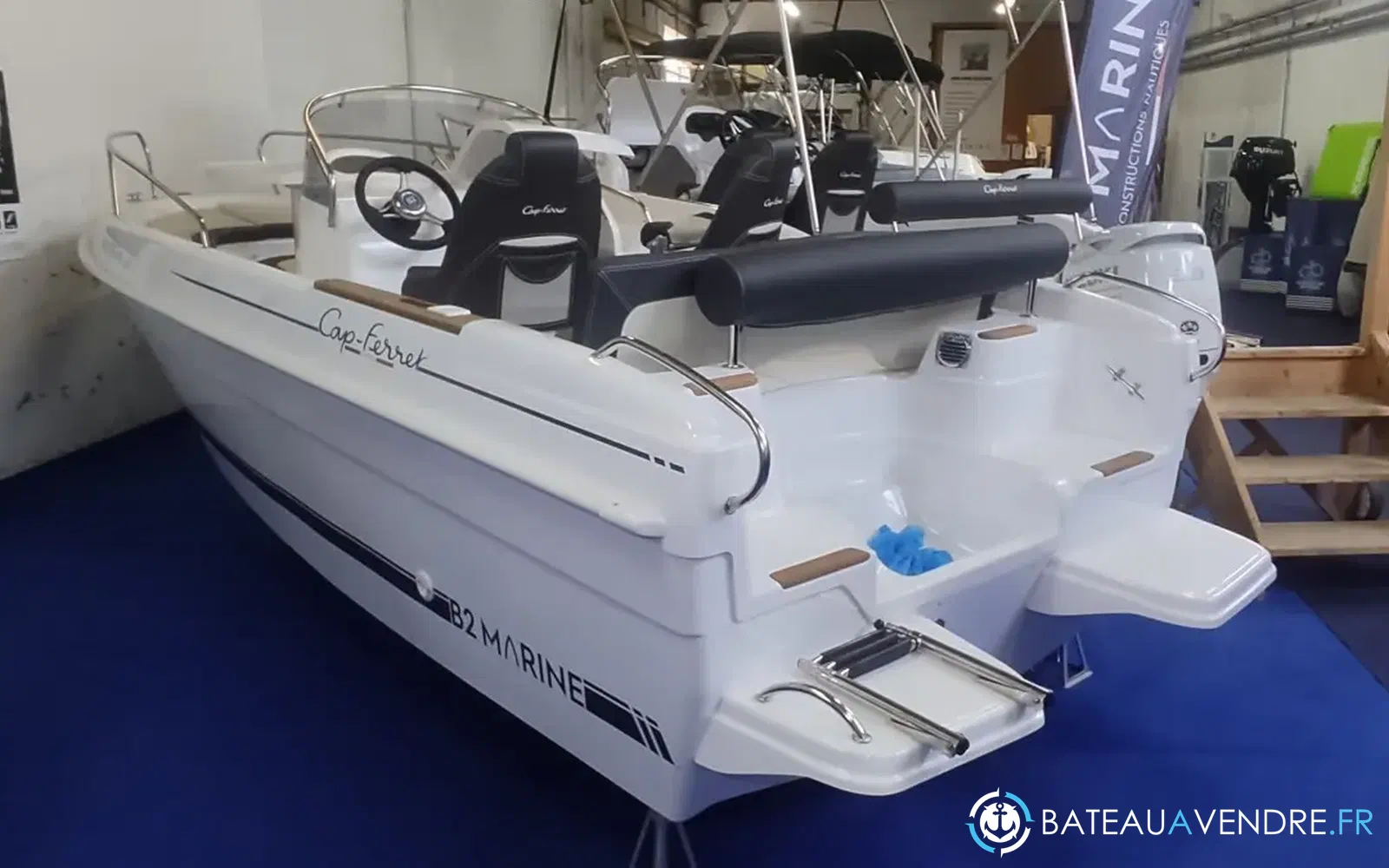 slider 3 B2 Marine Cap Ferret 522 Open