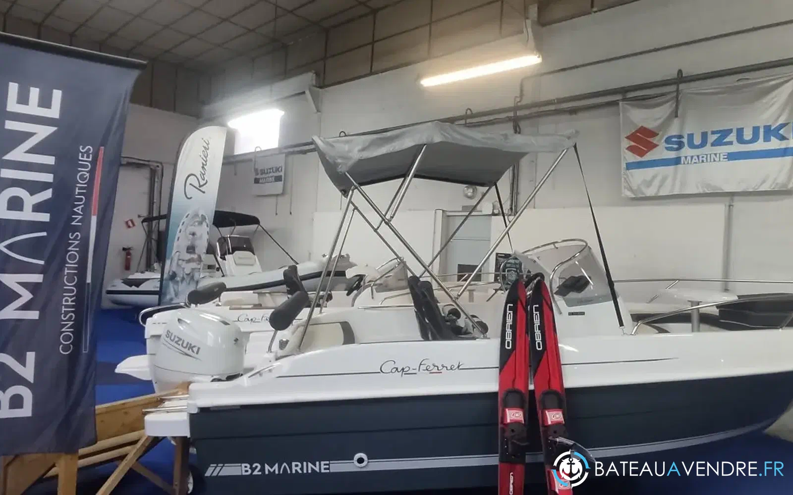 slider 0 B2 Marine 572 Open