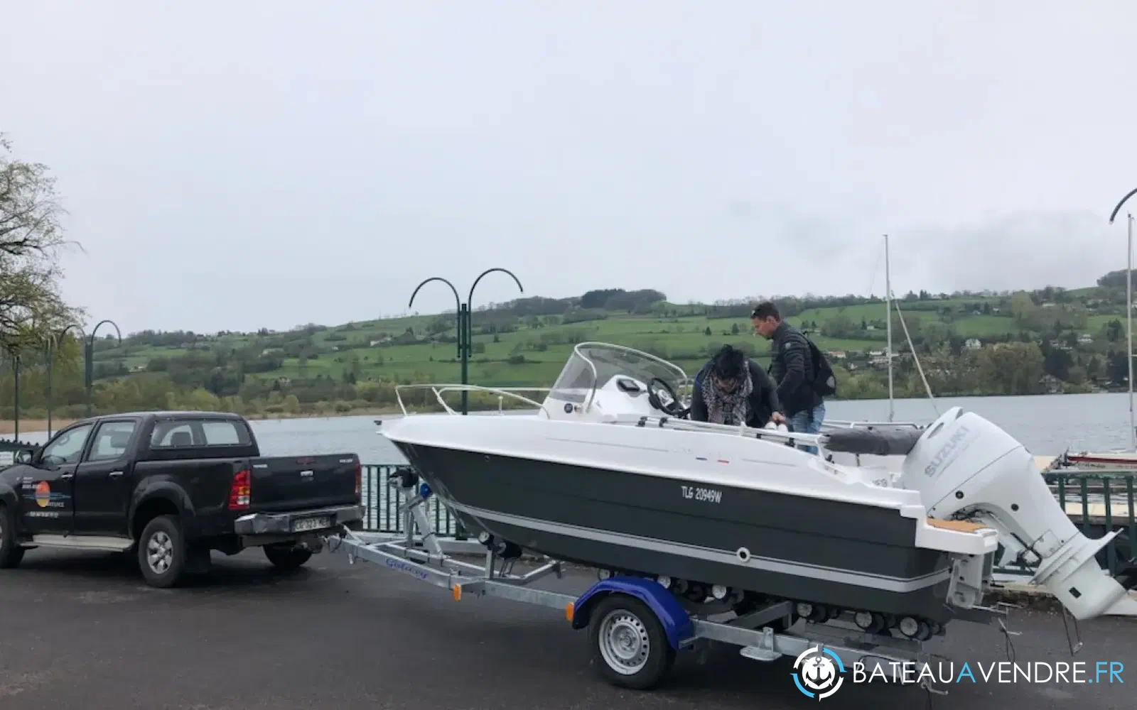 slider 8 B2 Marine 572 Open