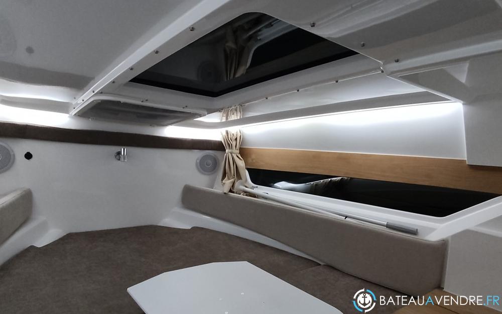 Selection Boats Cruiser 24 Excellence interieur photo 4