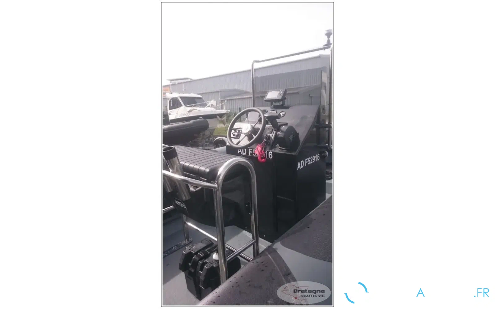 slider 1 Tarpon AD 55