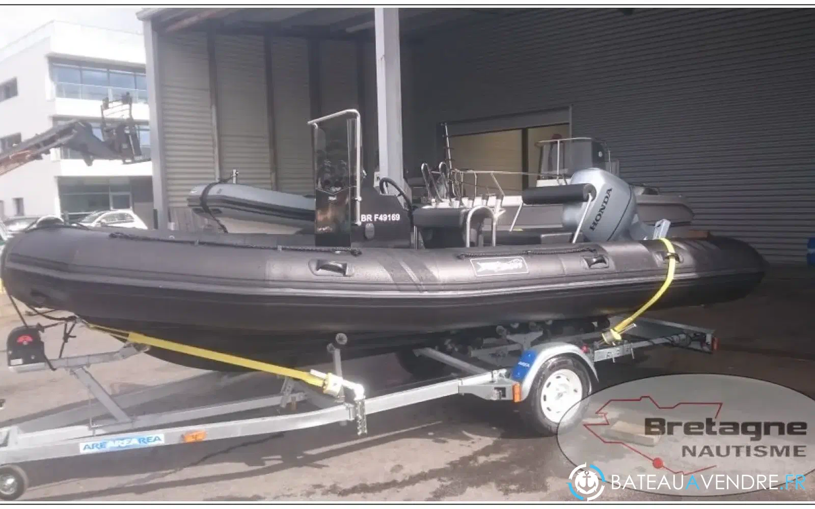 slider 4 Tarpon AD 55