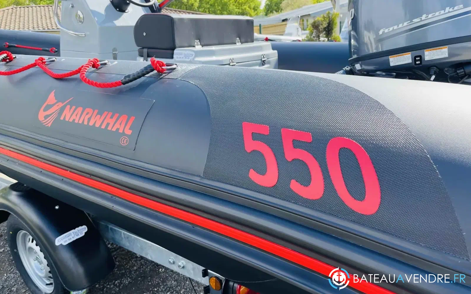 slider 3 Narwhal HD 550