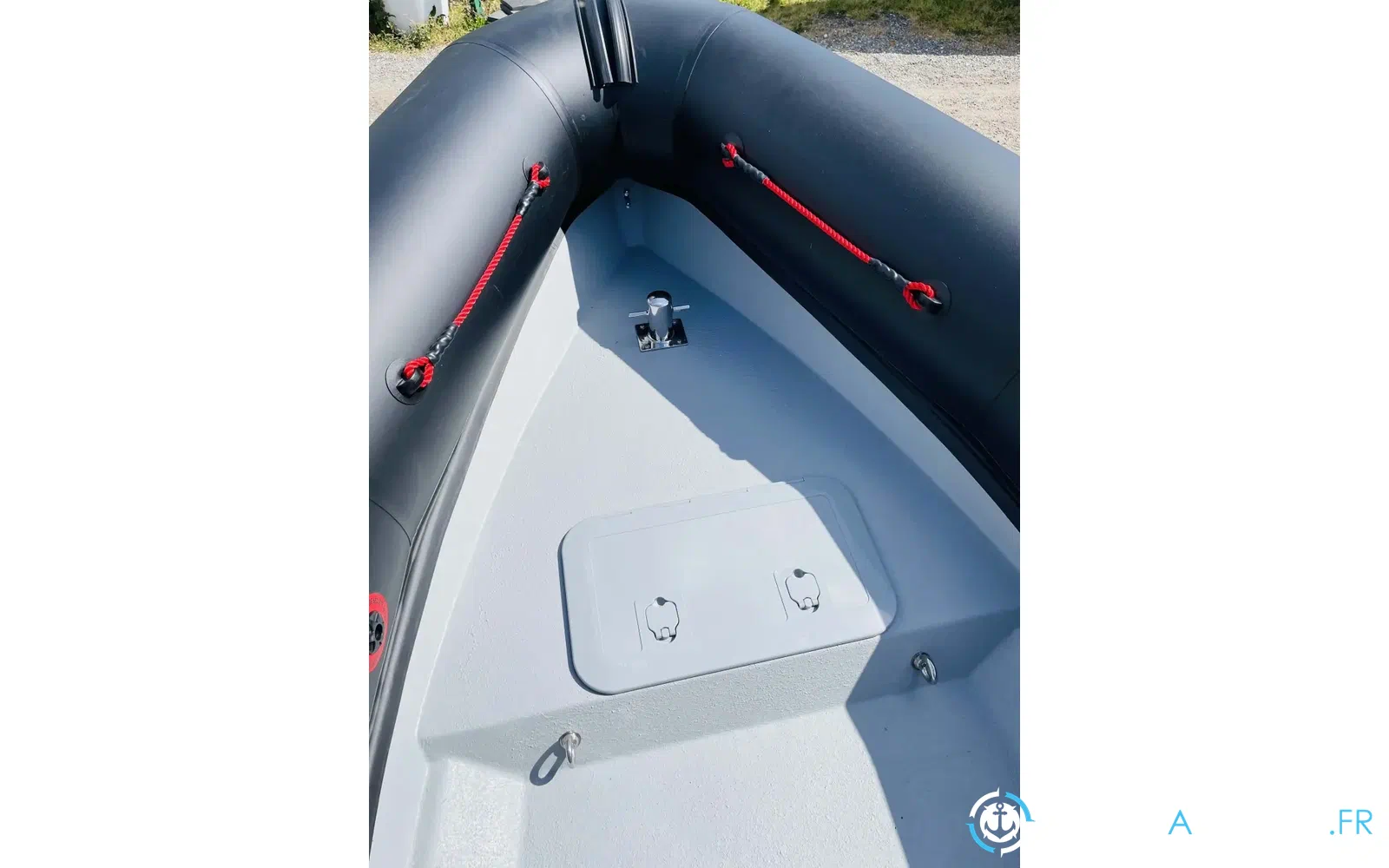 slider 4 Narwhal HD 550