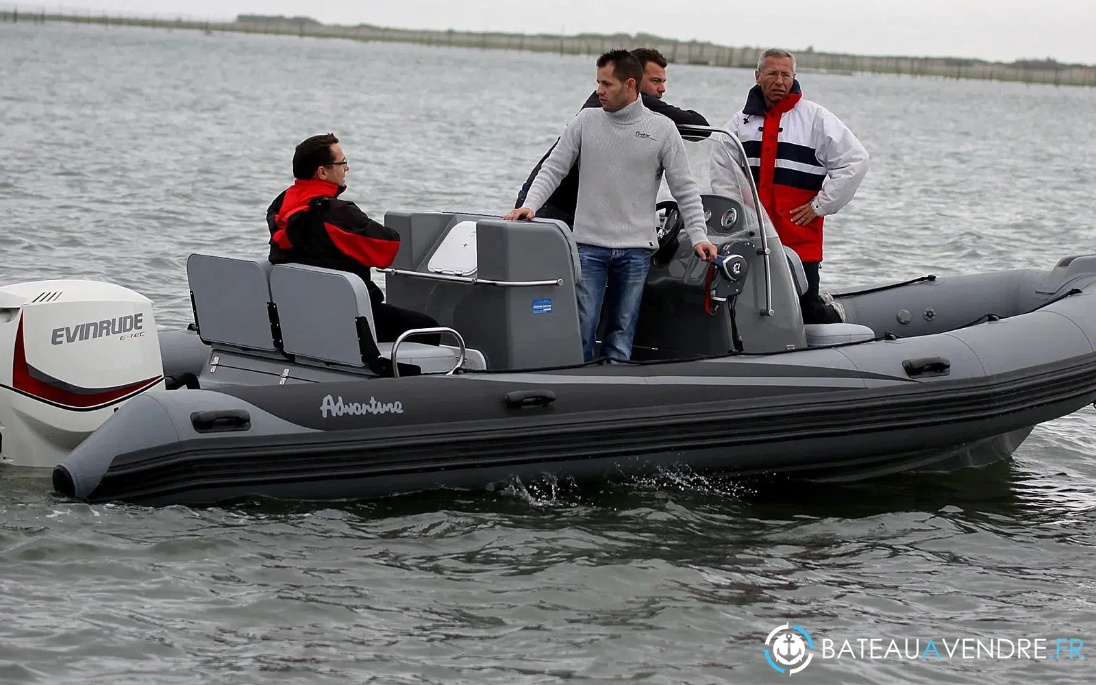 slider 3 Adventure Vesta 650 HD Comfort