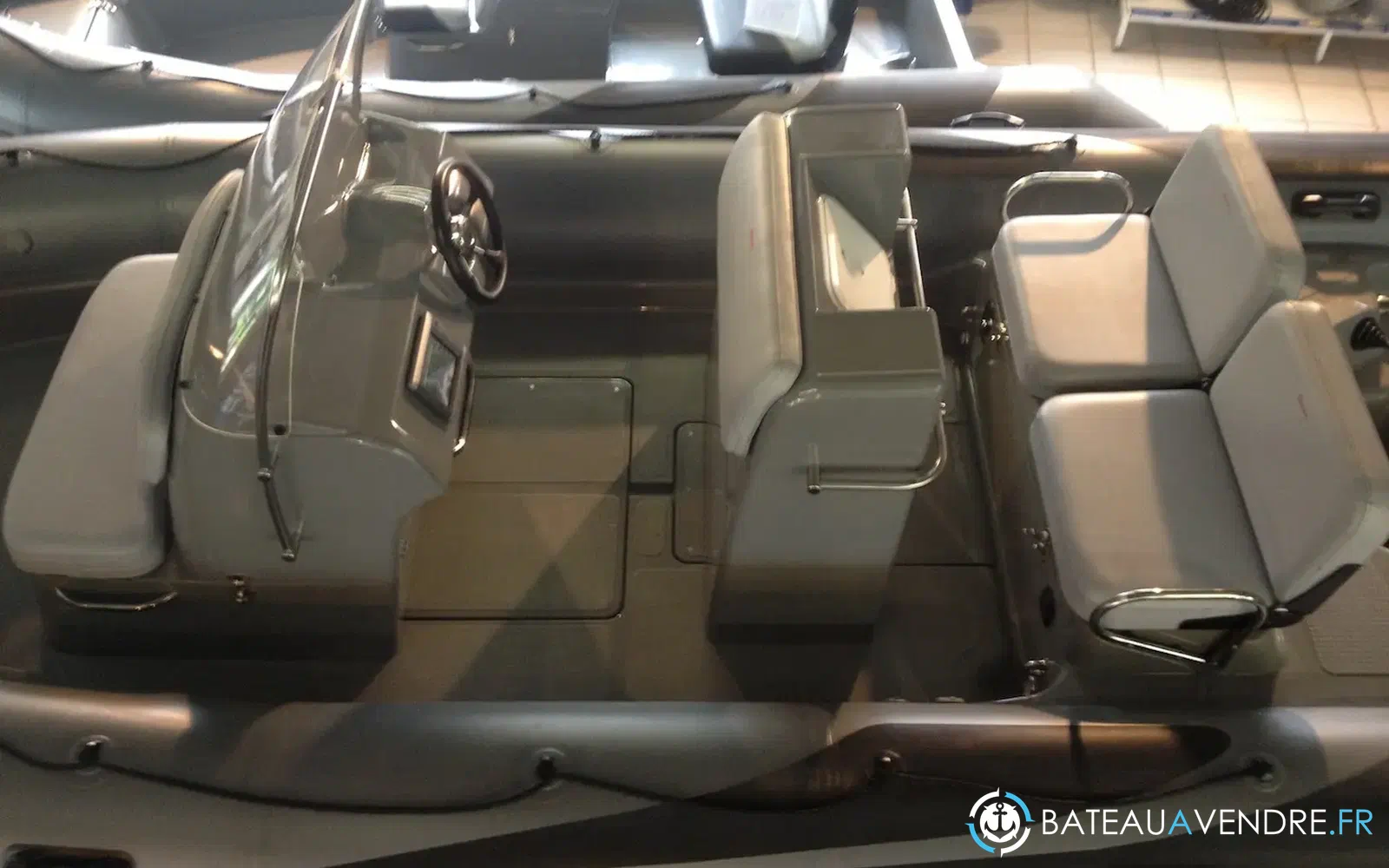 slider 11 Adventure Vesta 650 HD Comfort