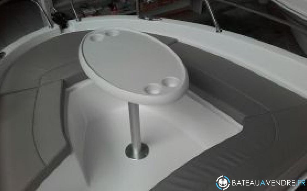 Selection Boats Aston 18 interieur photo 3