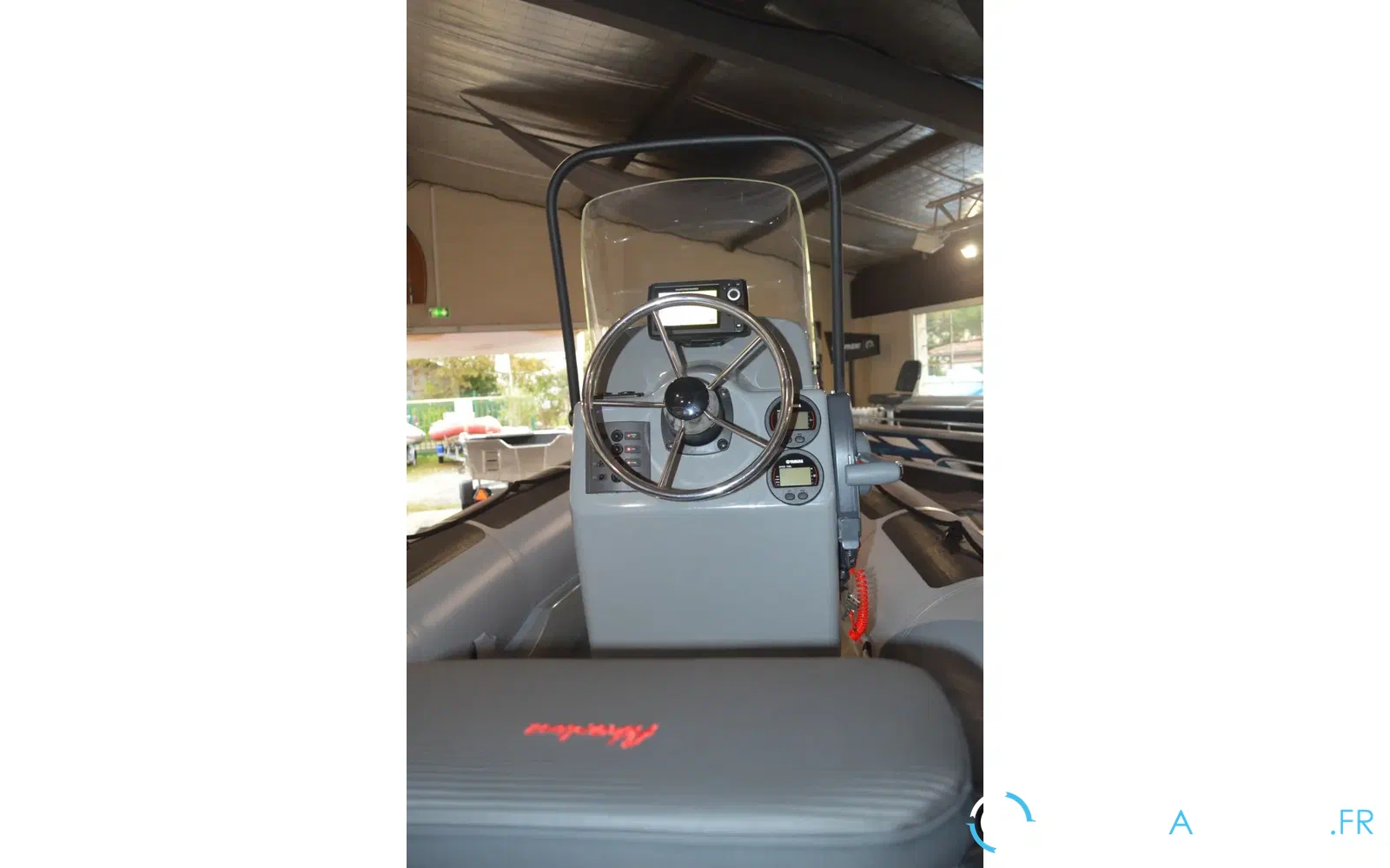 slider 12 Adventure Vesta 500 XL Profish