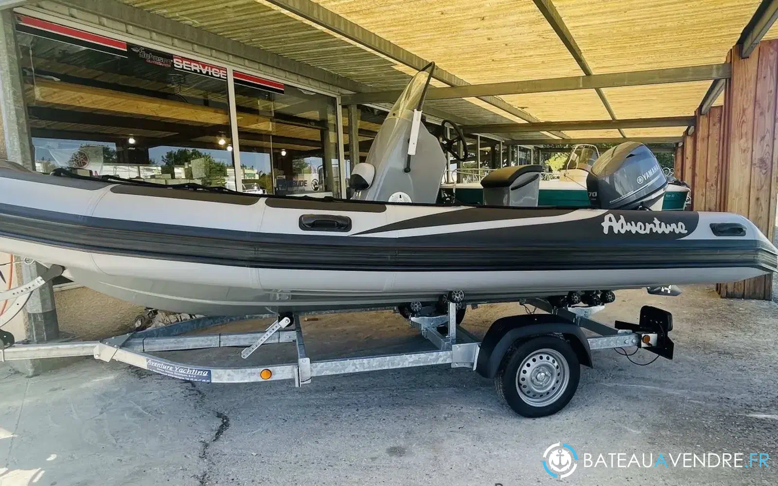 slider 6 Adventure VESTA 550 Sport Fishing