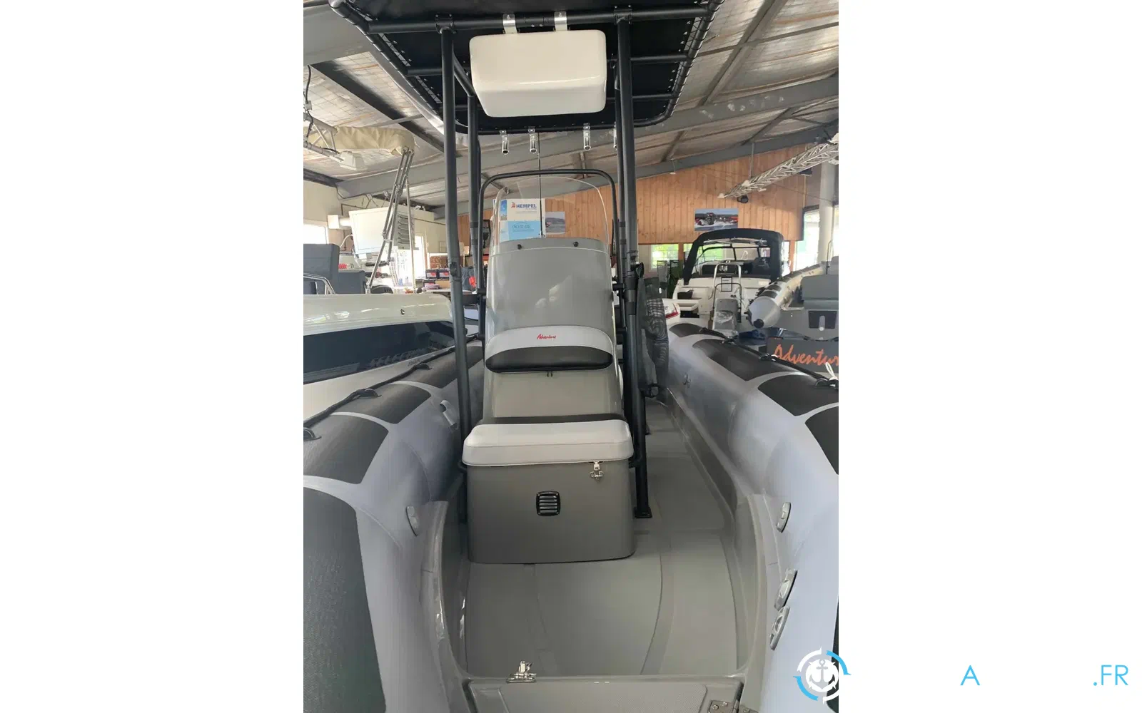 slider 3 Adventure Vesta 585 HD Fishing Pro