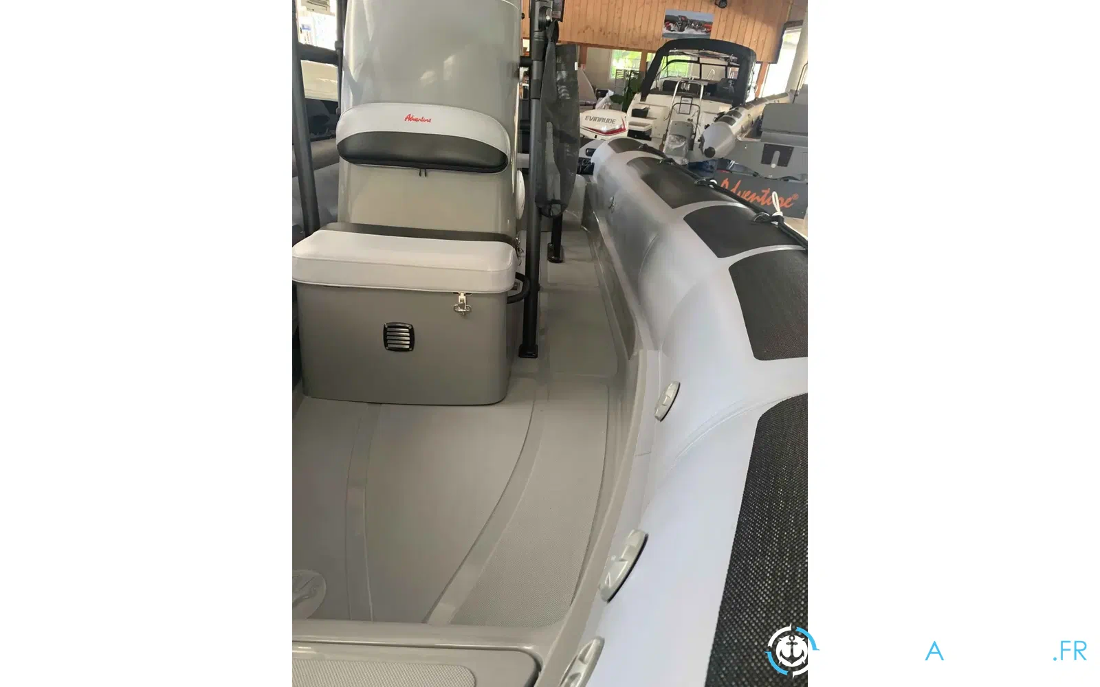 slider 6 Adventure Vesta 585 HD Fishing Pro