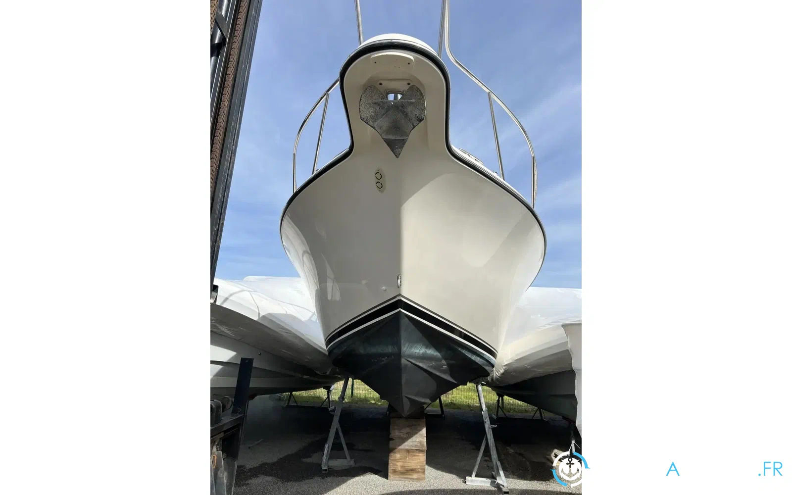 slider 2 Pursuit OS 335 Offshore