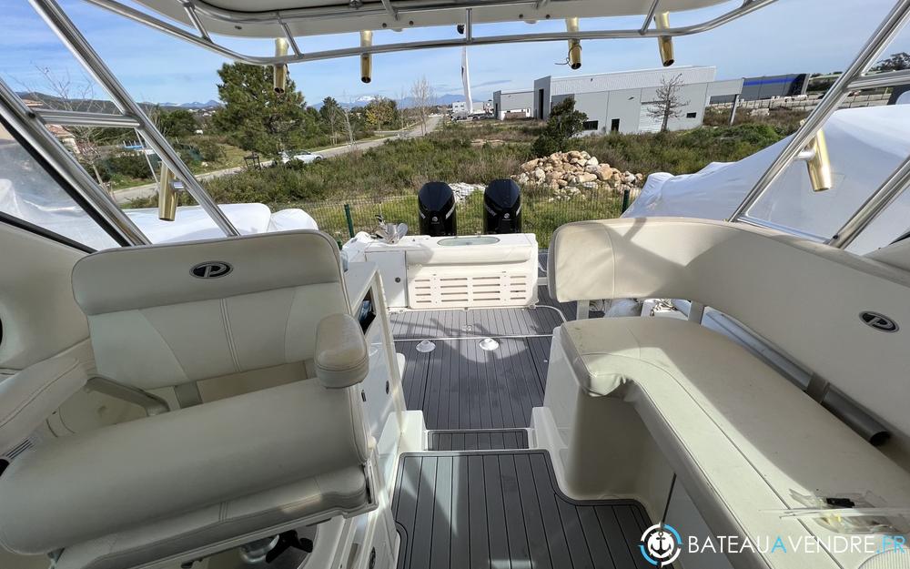 Pursuit  OS 335 Offshore  interieur photo 5