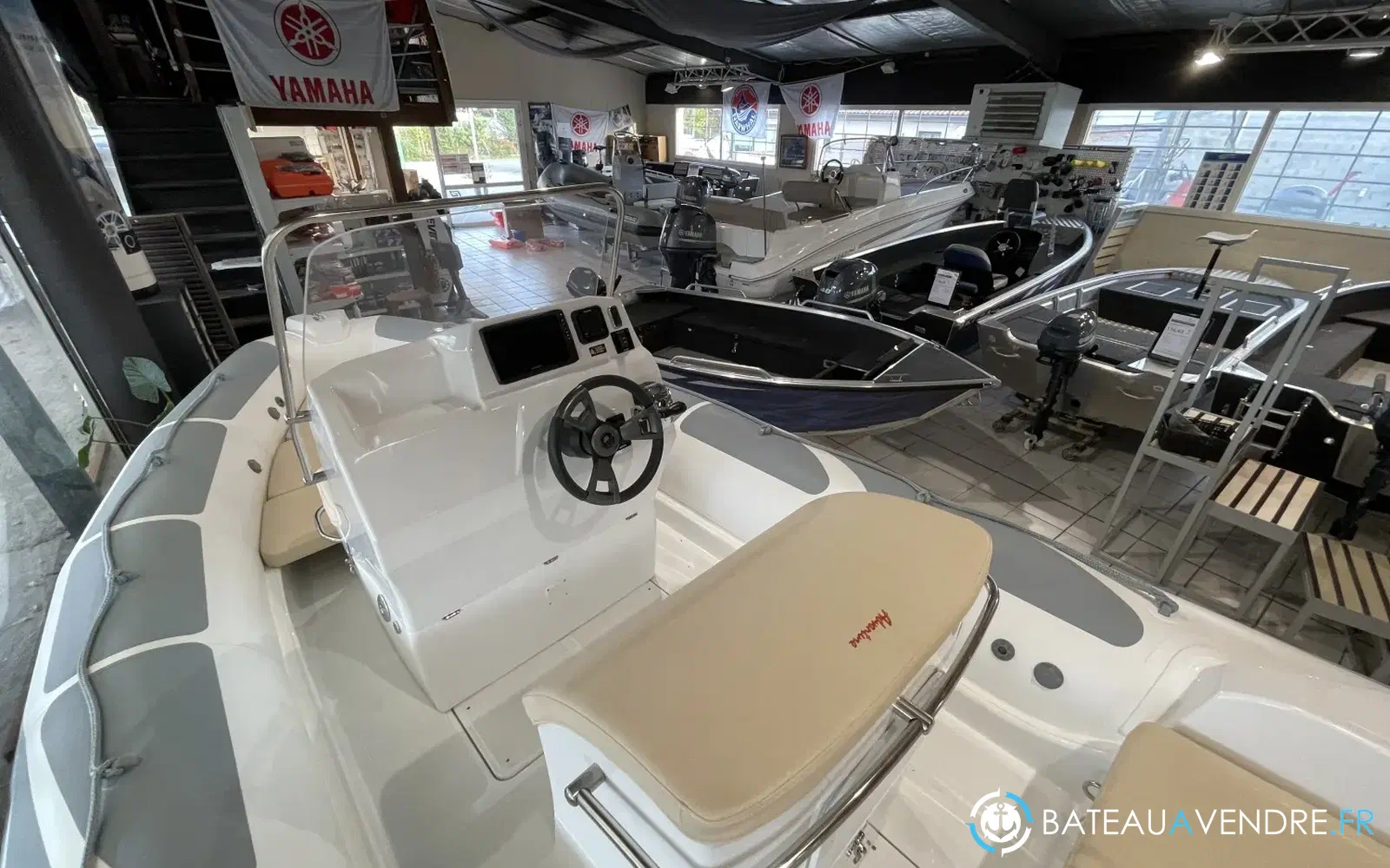 slider 4 Adventure Vesta 695