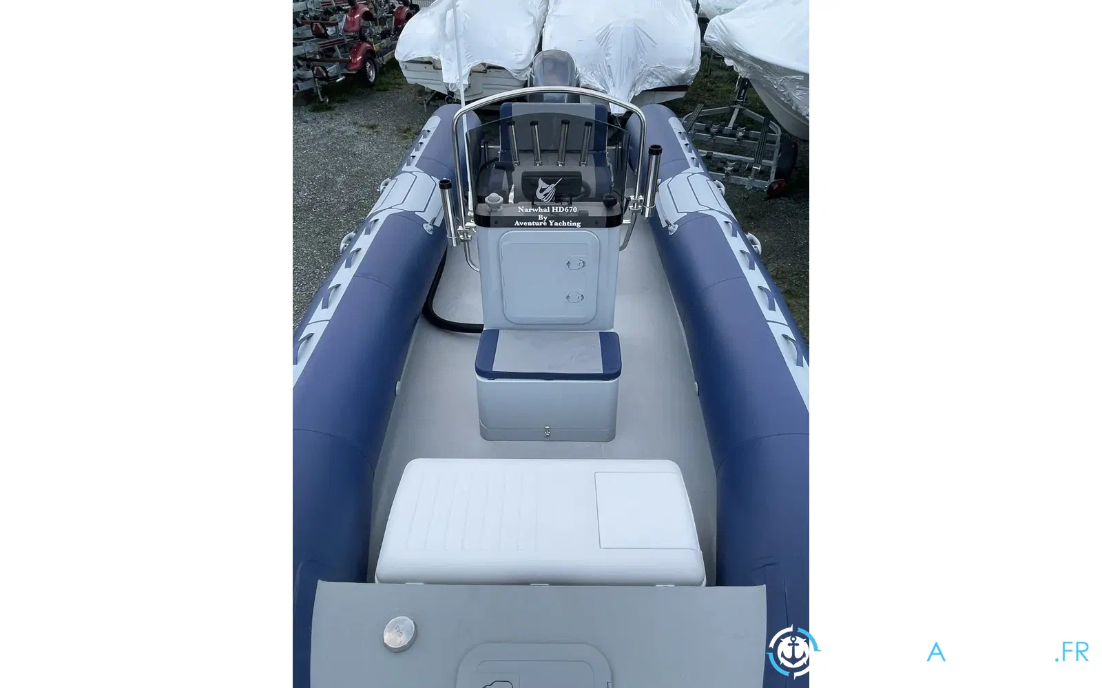 slider 9 Narwhal HD 670