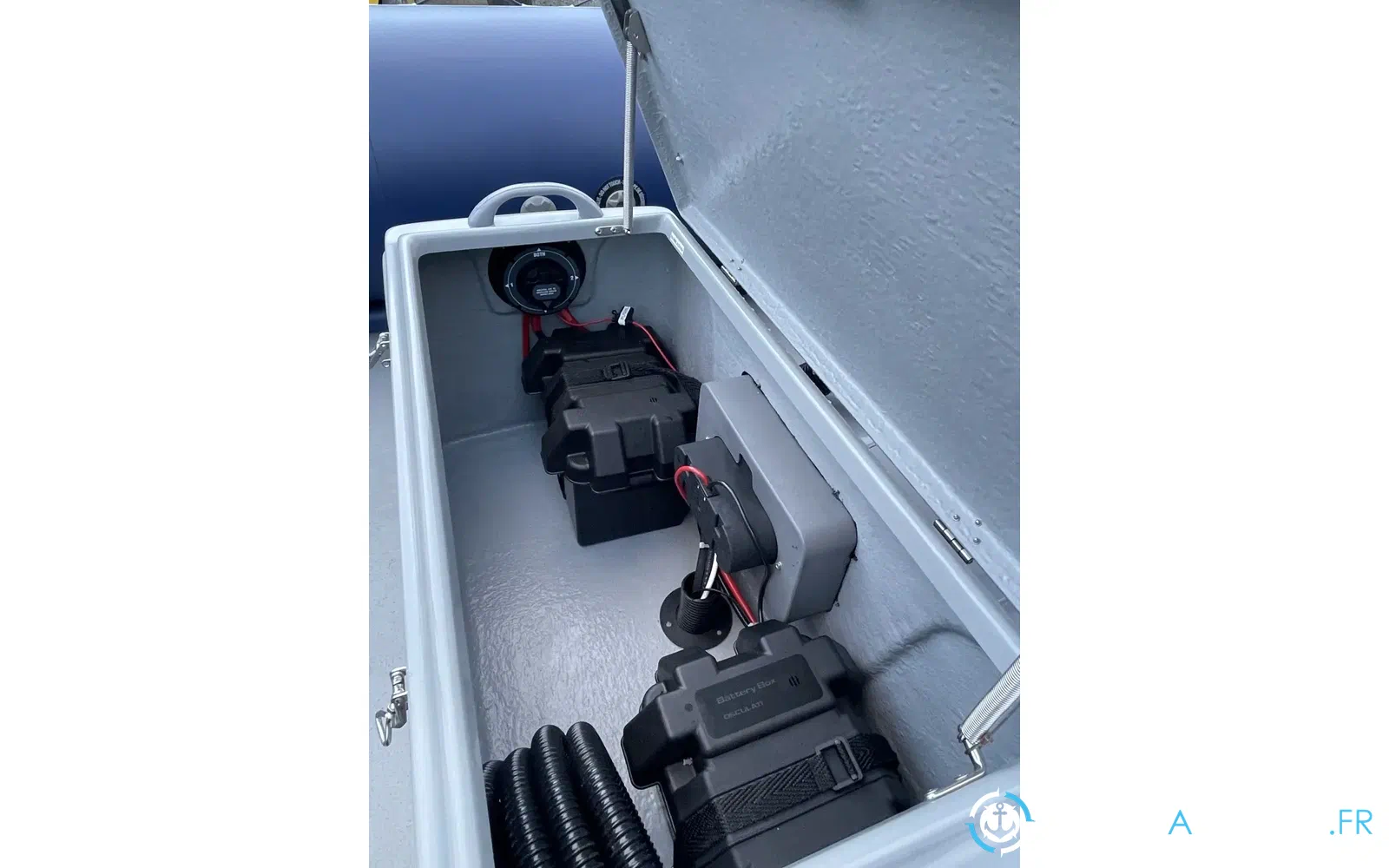 slider 13 Narwhal HD 670