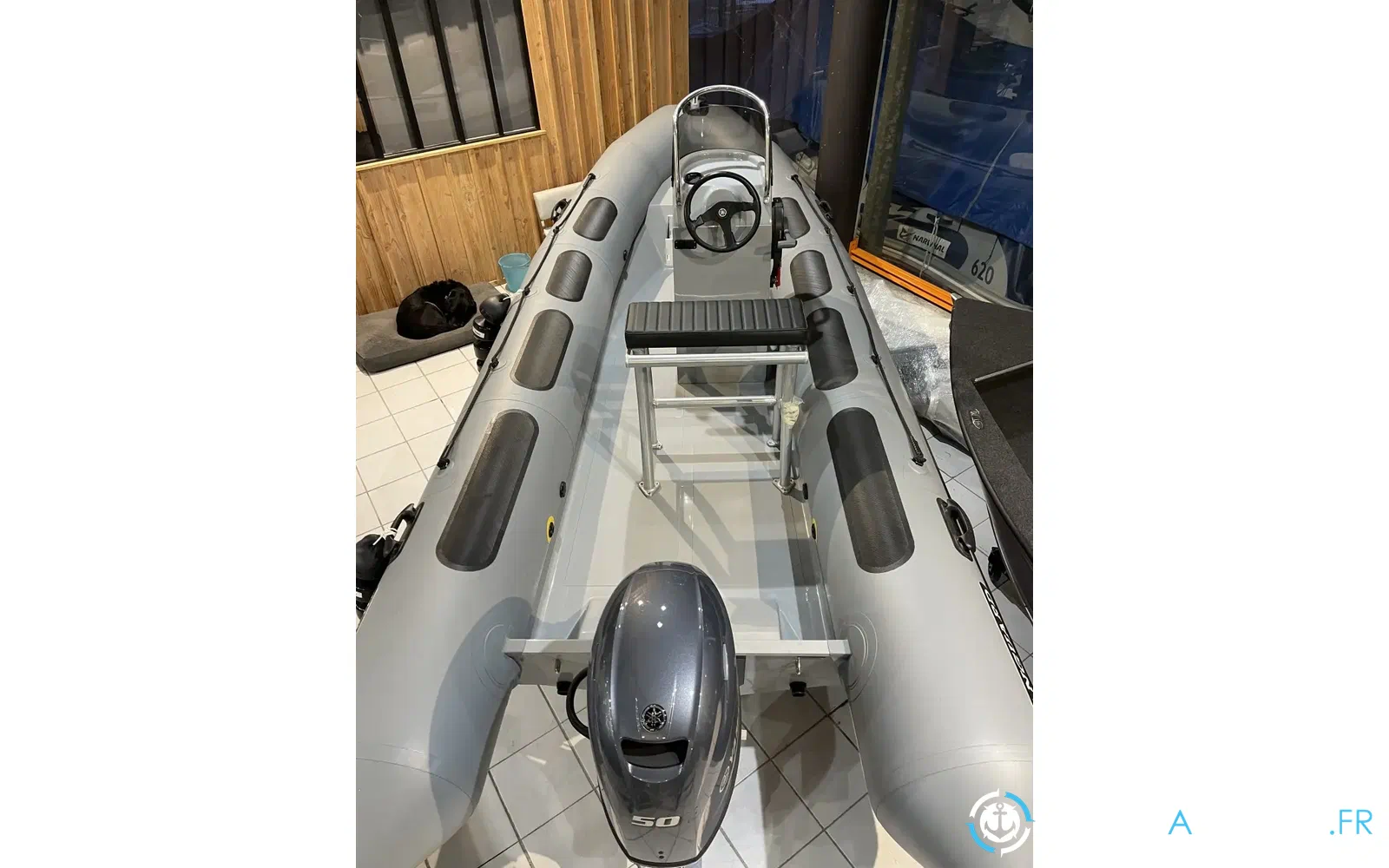 slider 1 Vanguard Marine DR-500