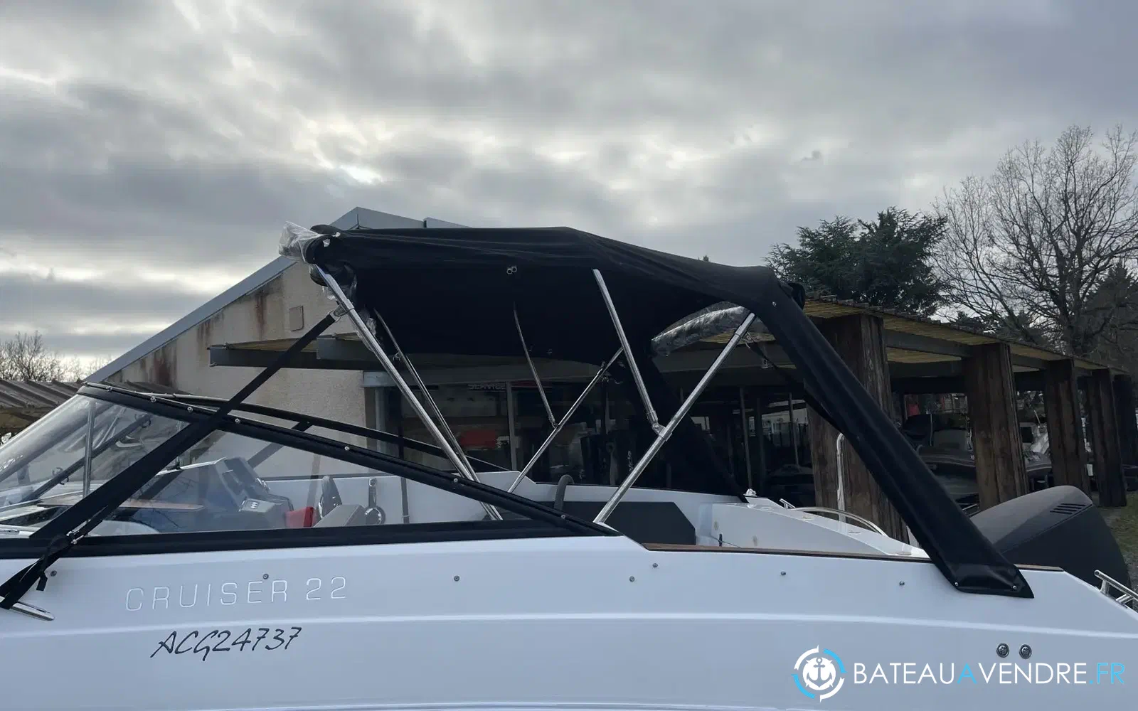 slider 3 Selection Boats Cruiser 22 Anniversaire
