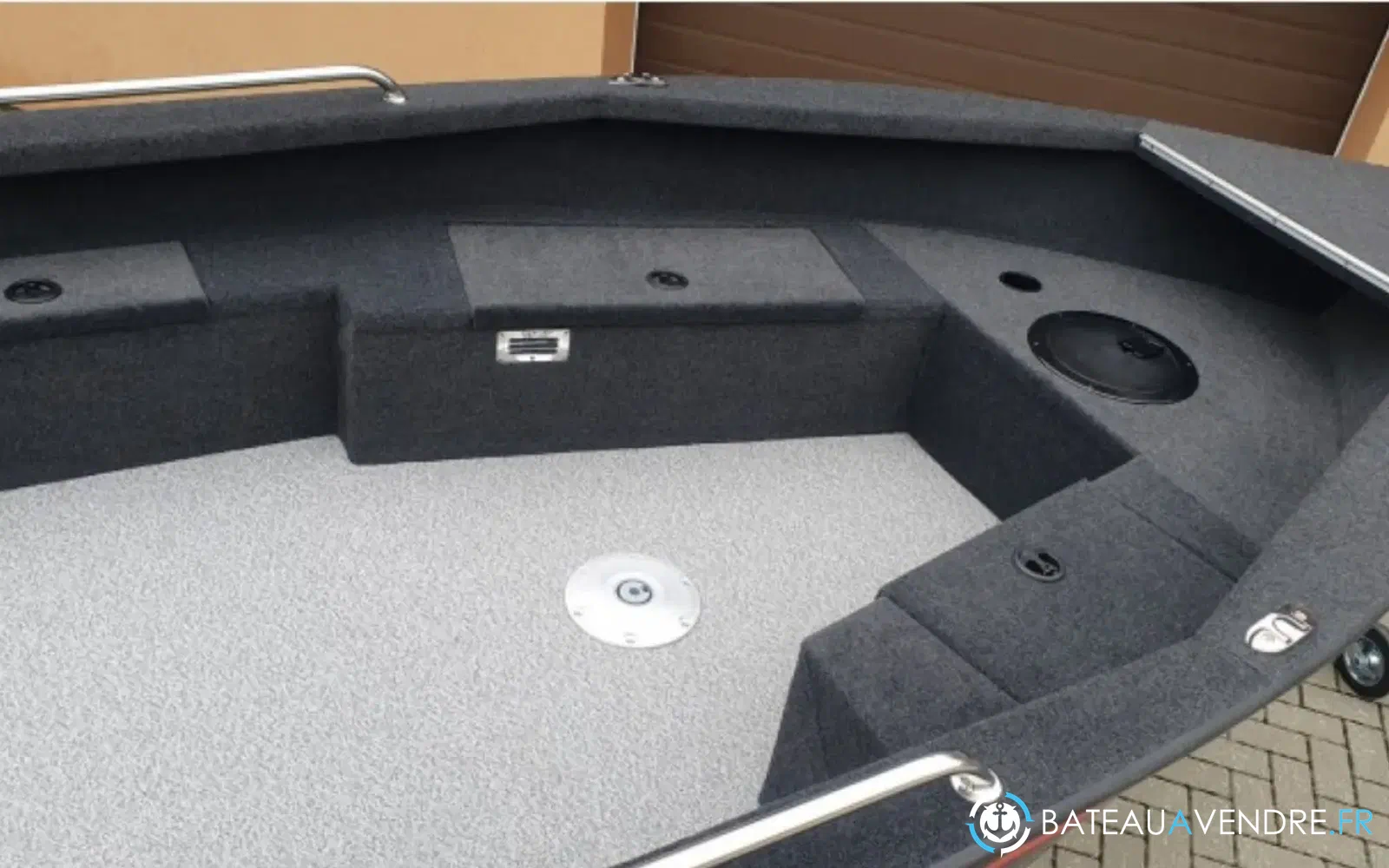 slider 12 Brema 400V Fishing