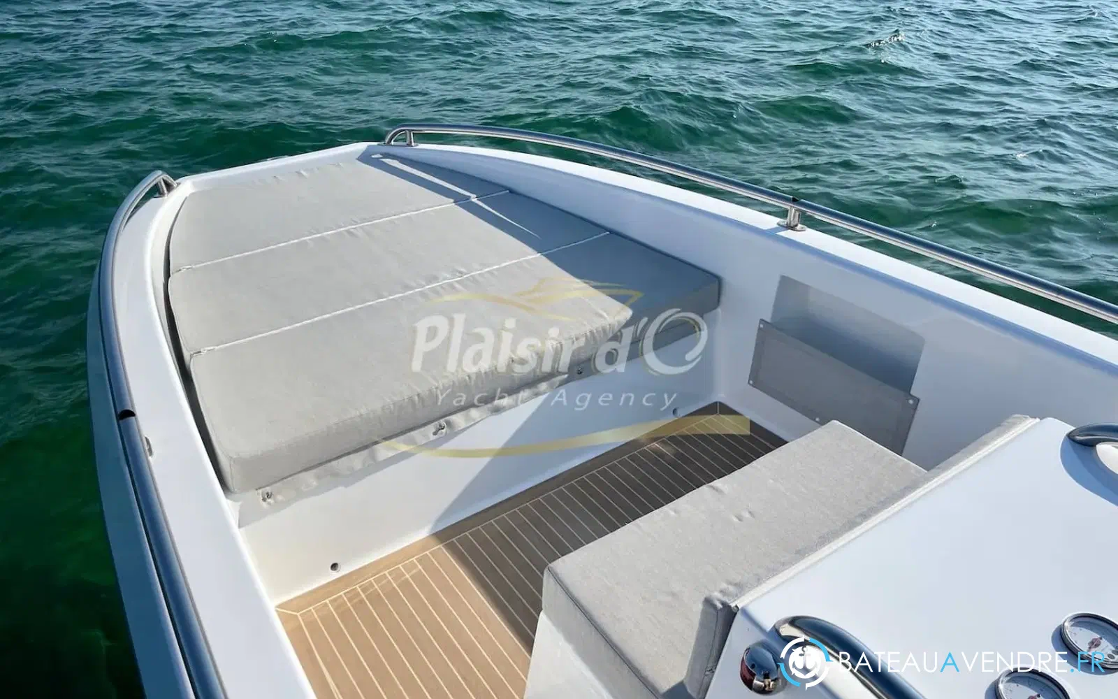 slider 19 Laurent Marine L23