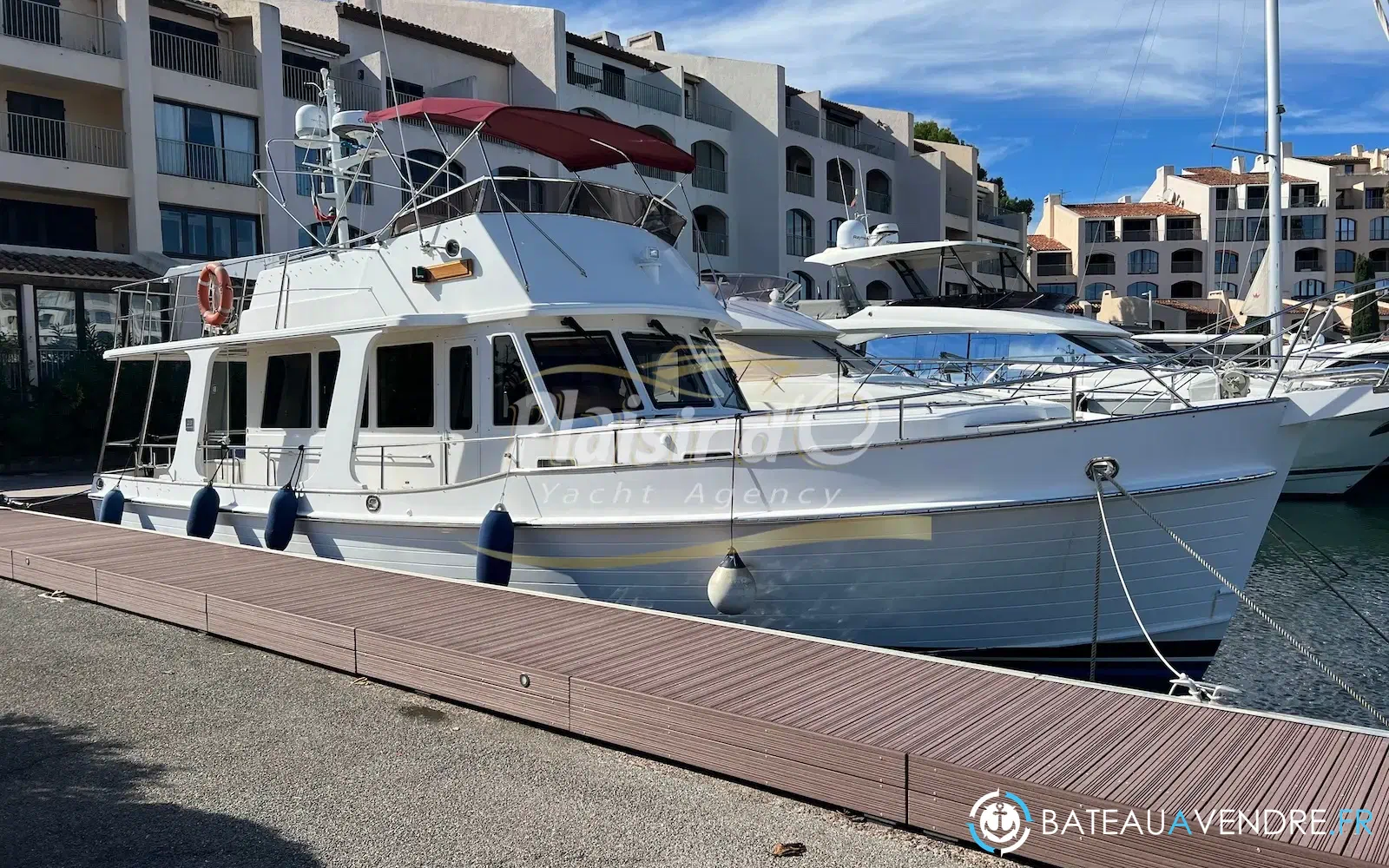 slider 0 Grand Banks 47 Europa