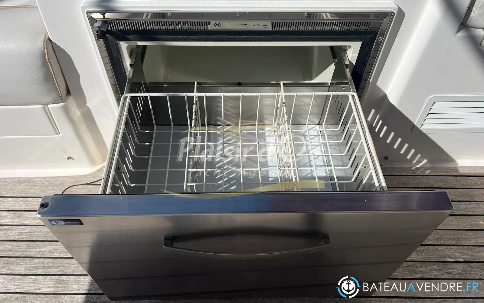 slider 23 Grand Banks 47 Europa