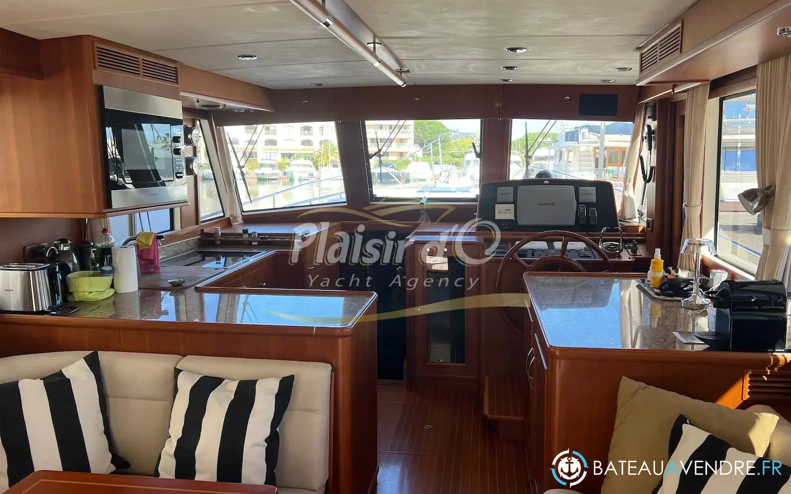 slider 36 Grand Banks 47 Europa