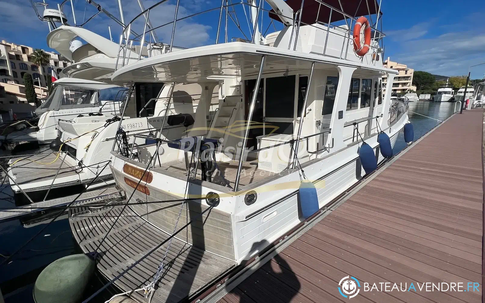 slider 4 Grand Banks 47 Europa