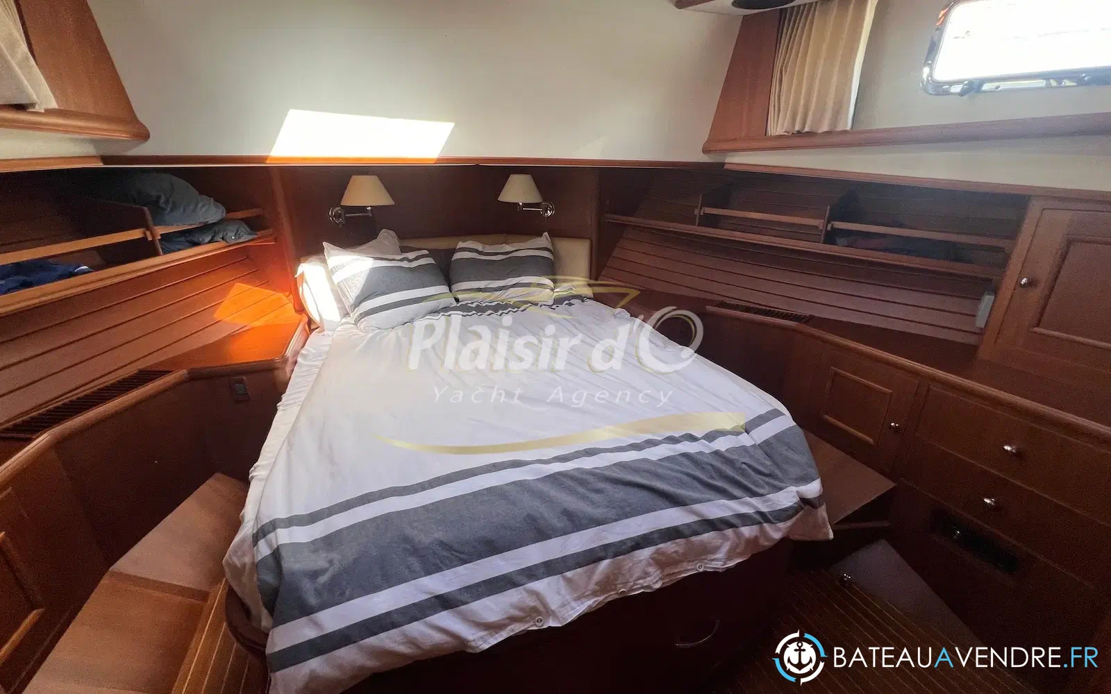 slider 55 Grand Banks 47 Europa