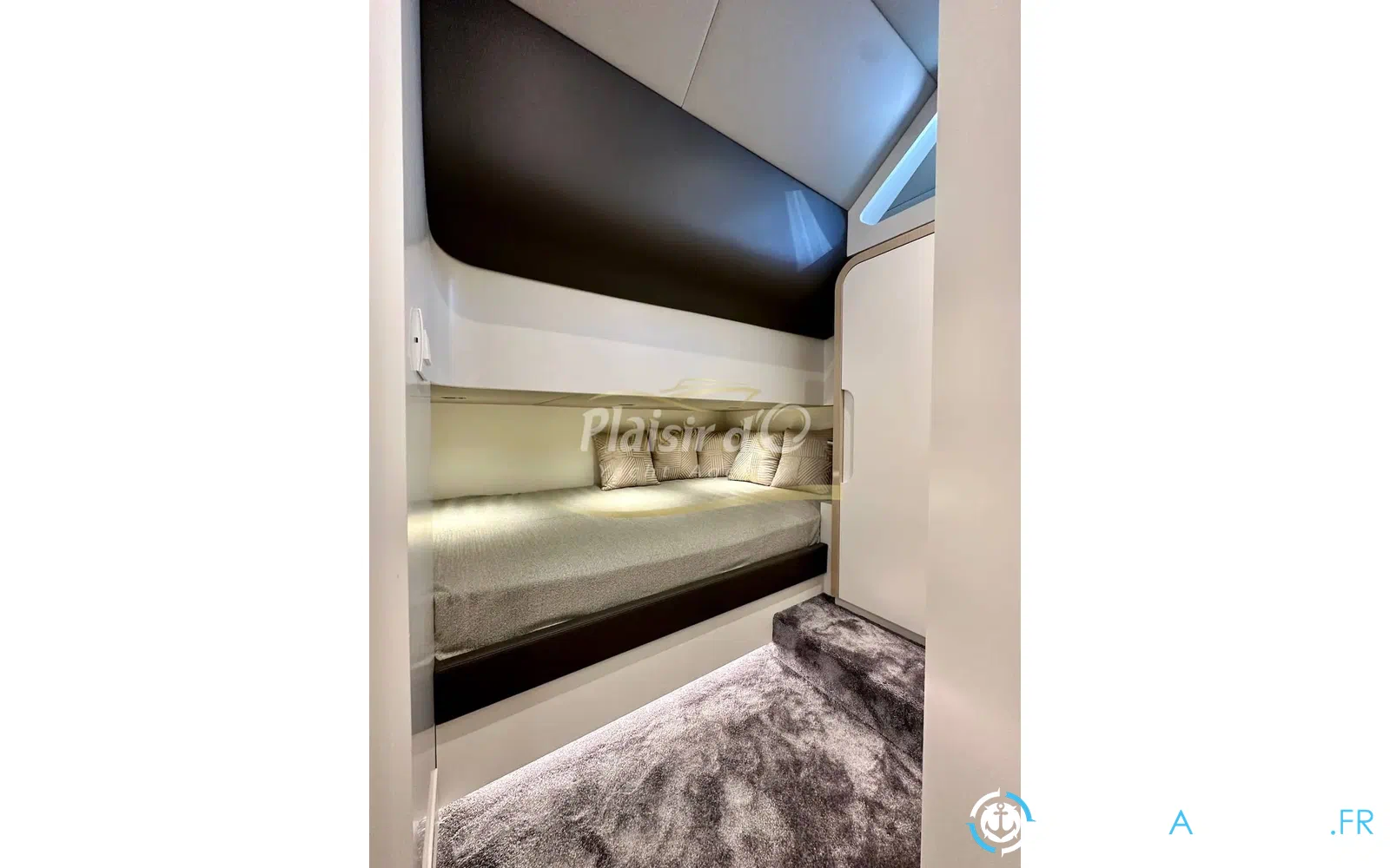 slider 23 Canados Gladiator 493 Grand