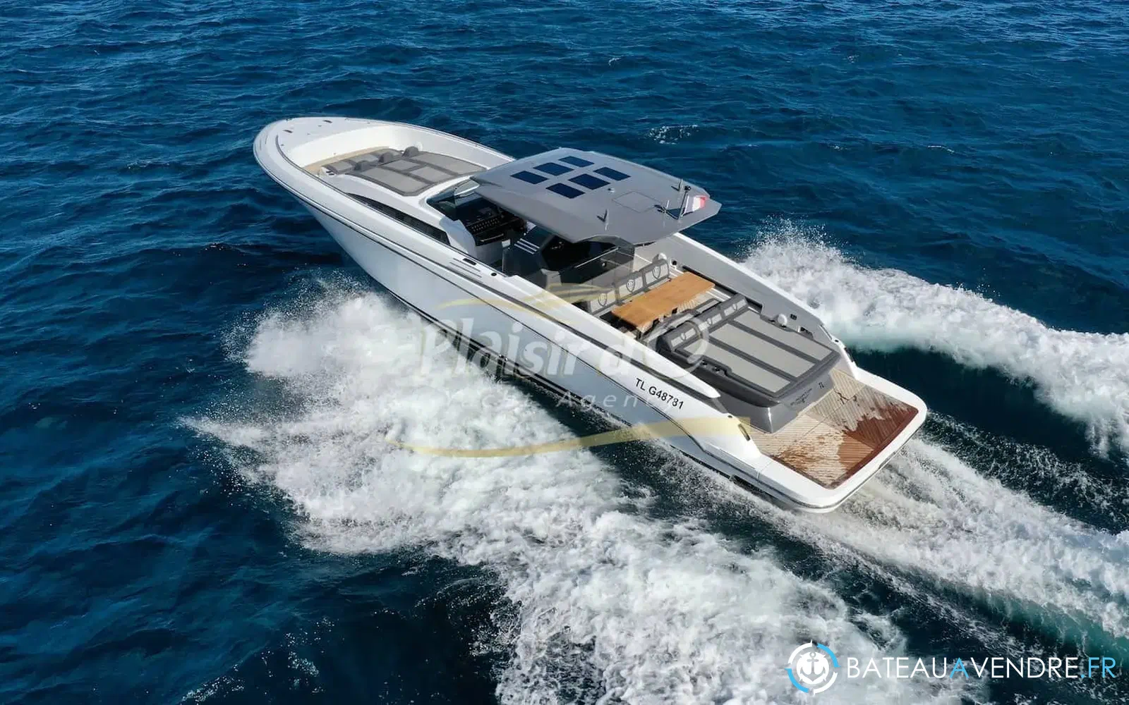 slider 2 Canados Gladiator 493 Grand