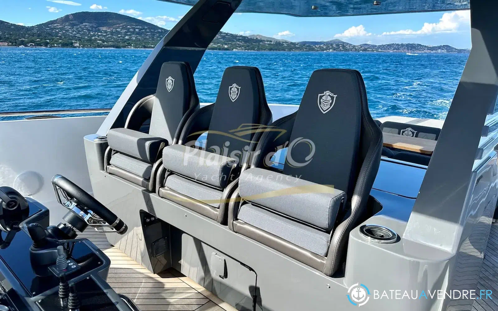 slider 7 Canados Gladiator 493 Grand