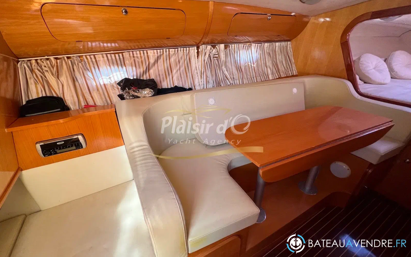 slider 23 Offshore Marine Superclassic 40